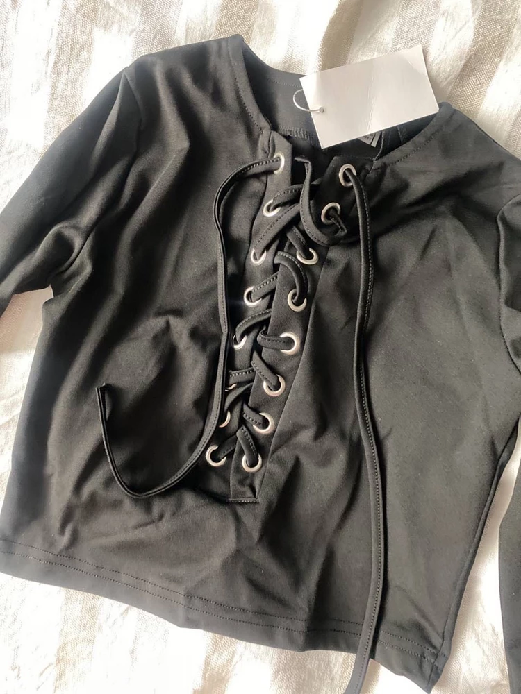 Жена увидела кофту и влюбилась, купил ей, теперь довольная ходит