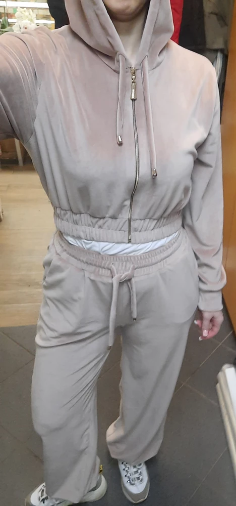 Костюм очень хороший!
Рекомендую!
Штаны только длинноваты