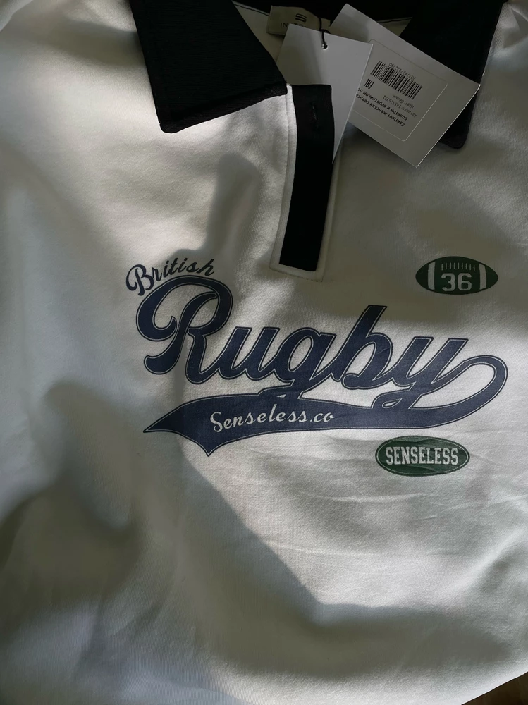 абсолютно потрясающий свитшот, ткань приятная♥️