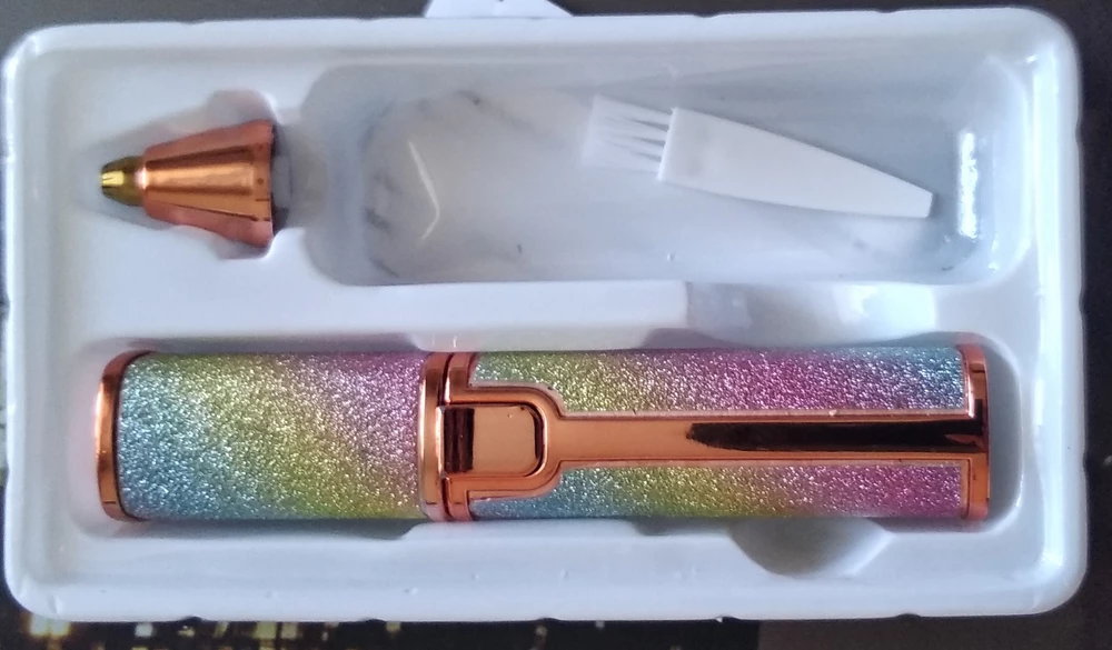 Хлипкий, игрушечный. Запчастей не хватает. От батарейки не работает. Возврат.