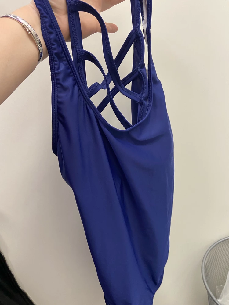 Вообще пришёл совсем другой купальник