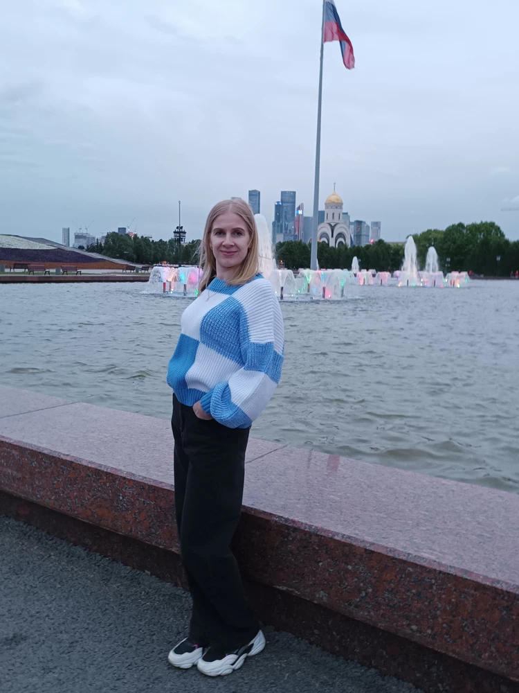 Классный джемпер, заказала по отзывам, цвет голубой, как я хотела