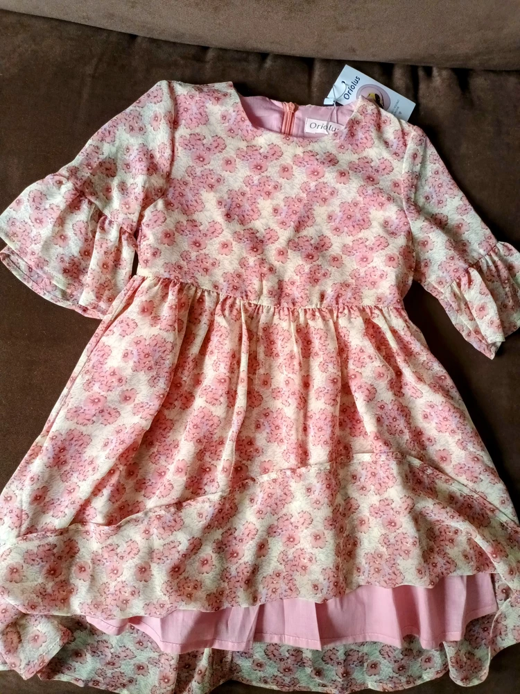 Покупал для дочки. По размеру подошло. Дочка очень довольна. На мой взгляд, качество тоже отличное. Рекомендую.