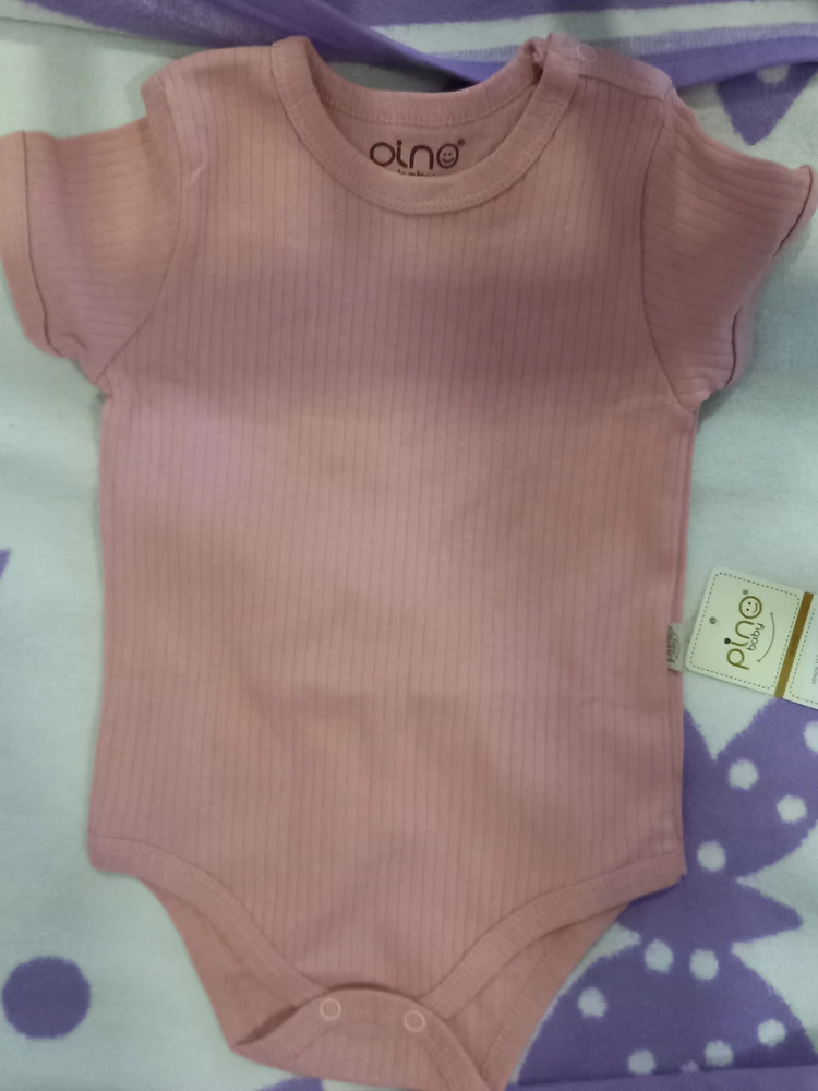 Ткань практически не тянется, указан 86-92 по факту на 80