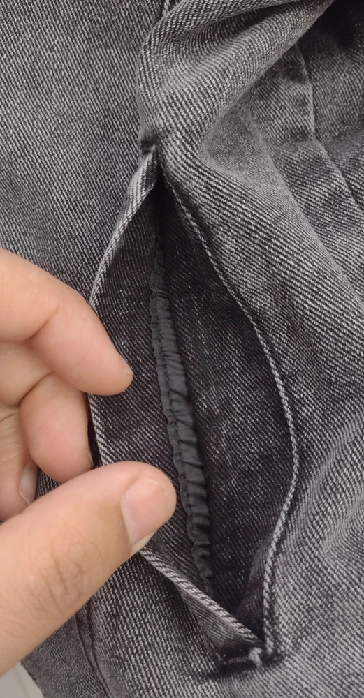 It&#39;s good jeans jacket but unfortunately came with some faults, side pocket not opening they steatched it mistakenly, and also this print on left up pocket not in center, i will order it again and unfortunately i suppose to send this one back i hope next one will be with pockets normal