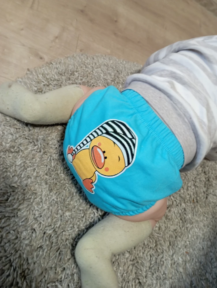 Красивые, но я соглашусь со всеми негативными отзывами, надеюсь после нескольких стирок будут впитывать лучше