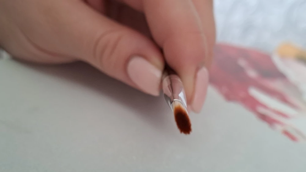 Кисточка жирновата . Так пойдёт в принципе за такую цену