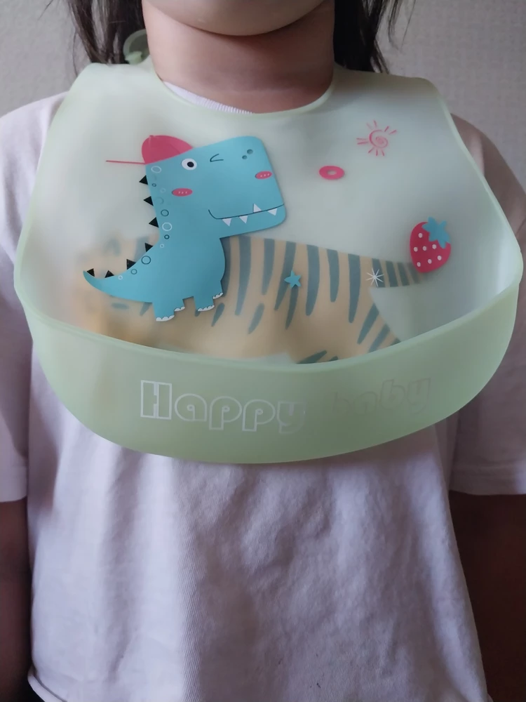 Нагрудник для кормления очень много мягкая, удобная, тонкая я довольна. Спасибо за продавца.