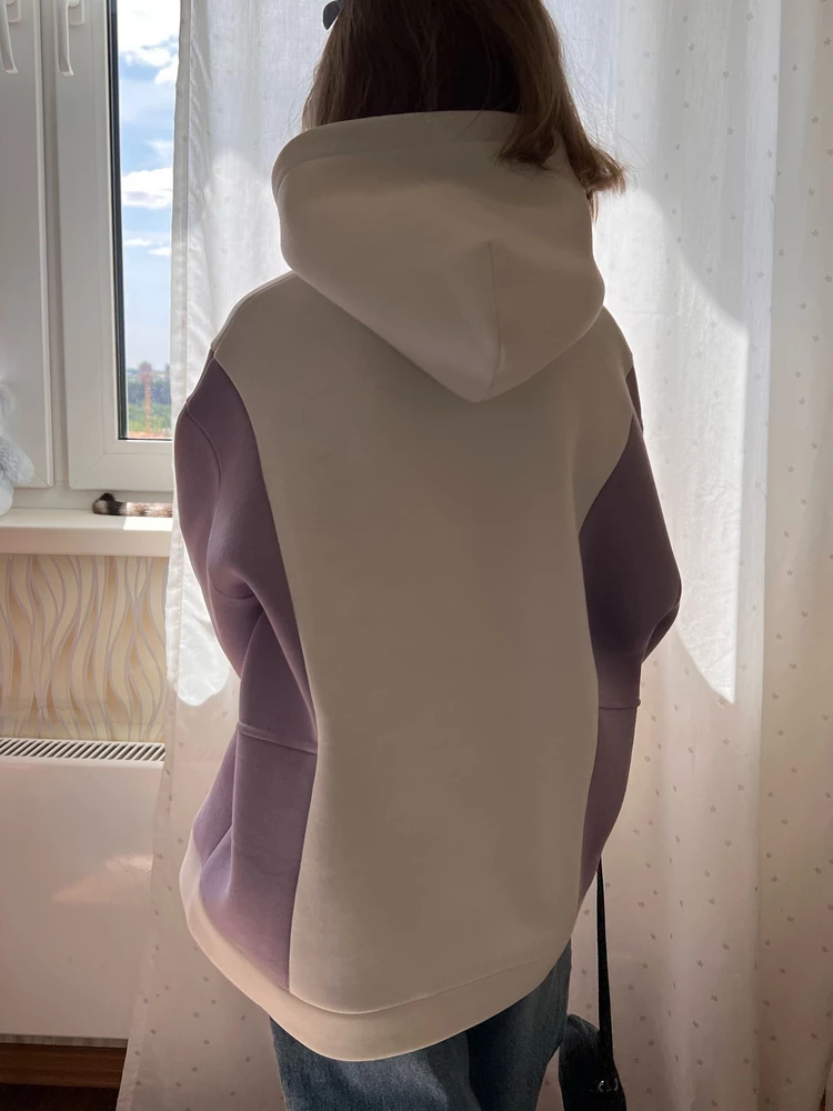 Худи очень клёвое  👌👍 Тёплое как куртка при этом лёгкое. Очень качественно сшито. Спасибо ❤️ утка прелесть )))) В размер.