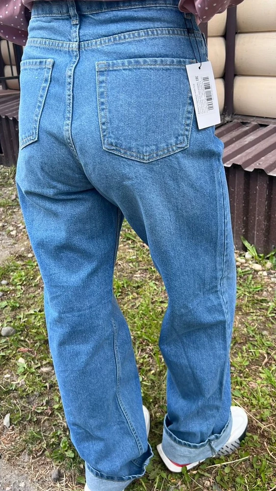 Отличные джинсы, давно такие искала, чувствуется хлопок 100%, качество супер, очень стильные.