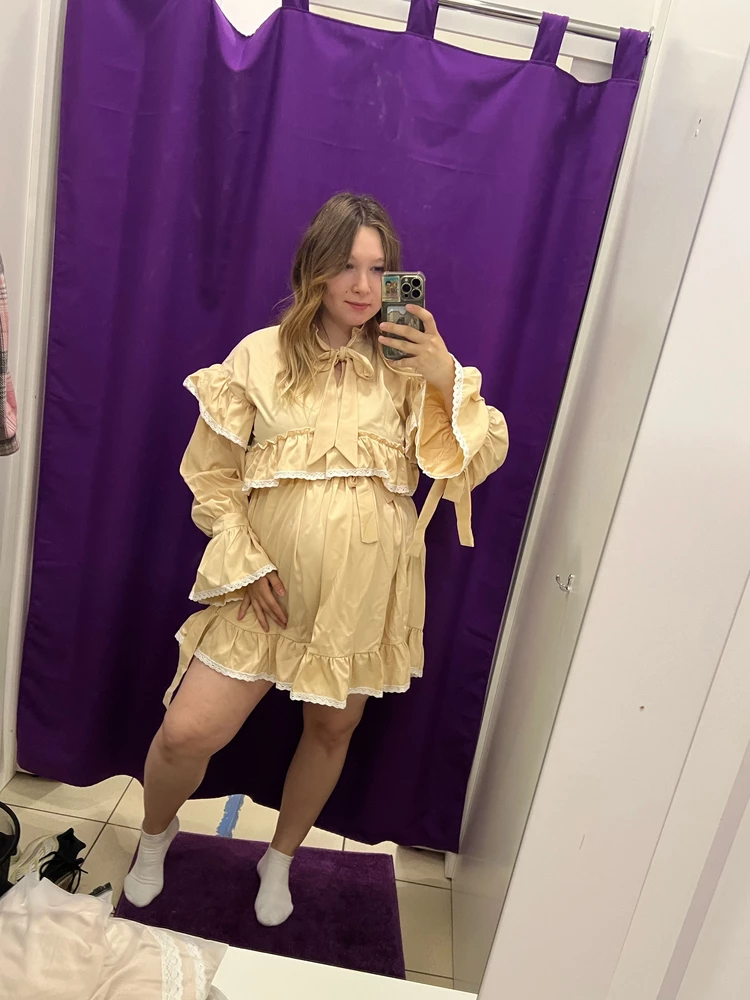 Суперски, даже на беременный животик, все подошло идеально, материал плотный и приятный. Безумно довольна😻😻