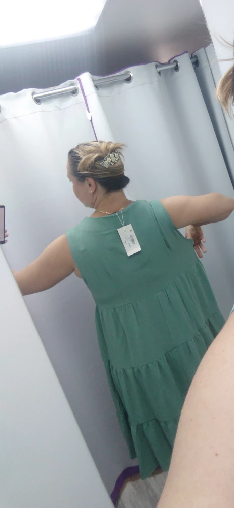 Ношу 48-50 заказала 50  утонула, но в другом цвете (жёлтый) 50 мне подошол