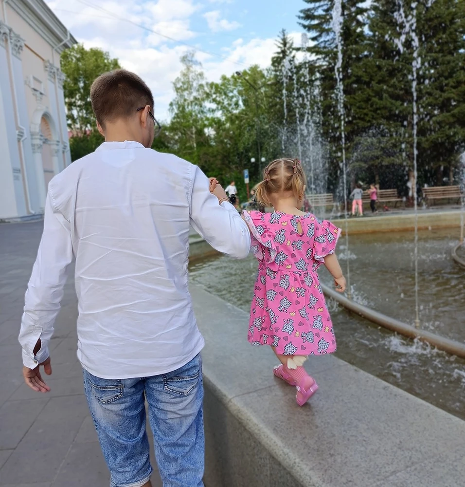 Отличные платье, за небольшие деньги! Удобное, свободное, красивое!)