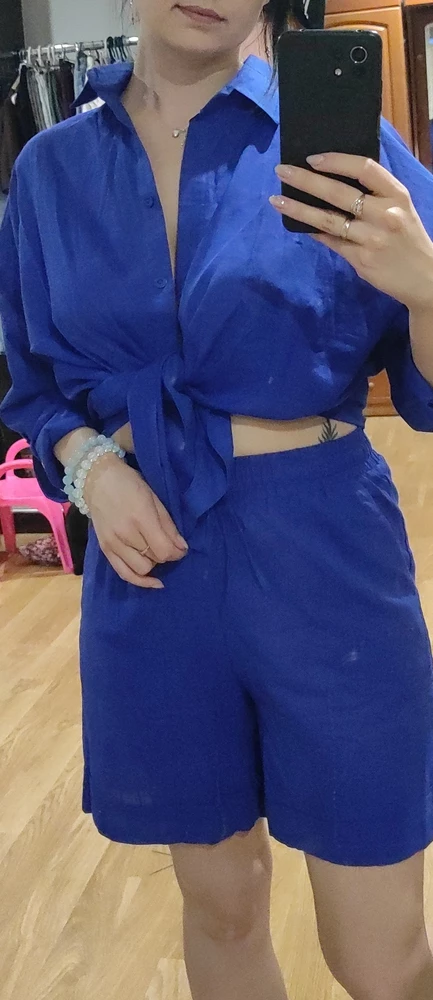 Отличный костюм, лёгкий. Очень удобный