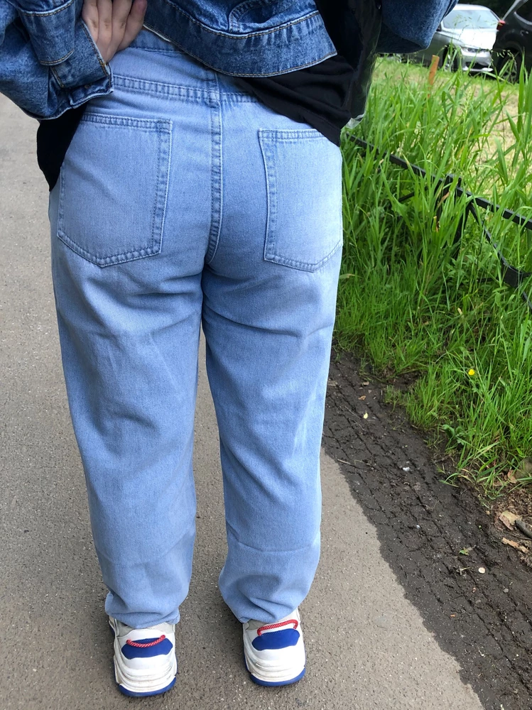 Отличные джинсы,вставки можно с легкостью оторвать и будет ещё круче!дочке понравились!рост 153