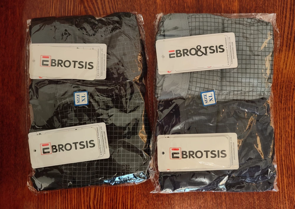 Заказал трусы размера XL на вес 59 кг. Всё подошло отлично: сели в обтяг, как мне нравится. По ощущениям очень приятны к телу (сам ношу такие трусы от этого производителя несколько месяцев). Внутри есть подкладка. Трусы и продавца рекомендую!