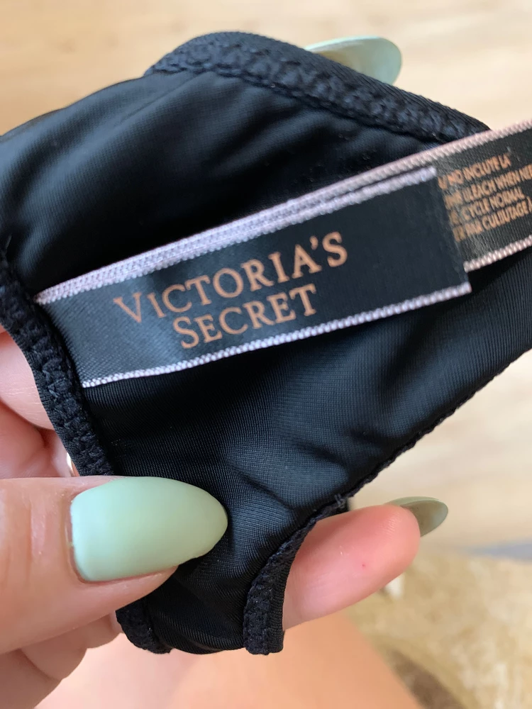 Спасибо 🔝на свой 42 взяла L , что бы повыше на бедрах сидели 👌