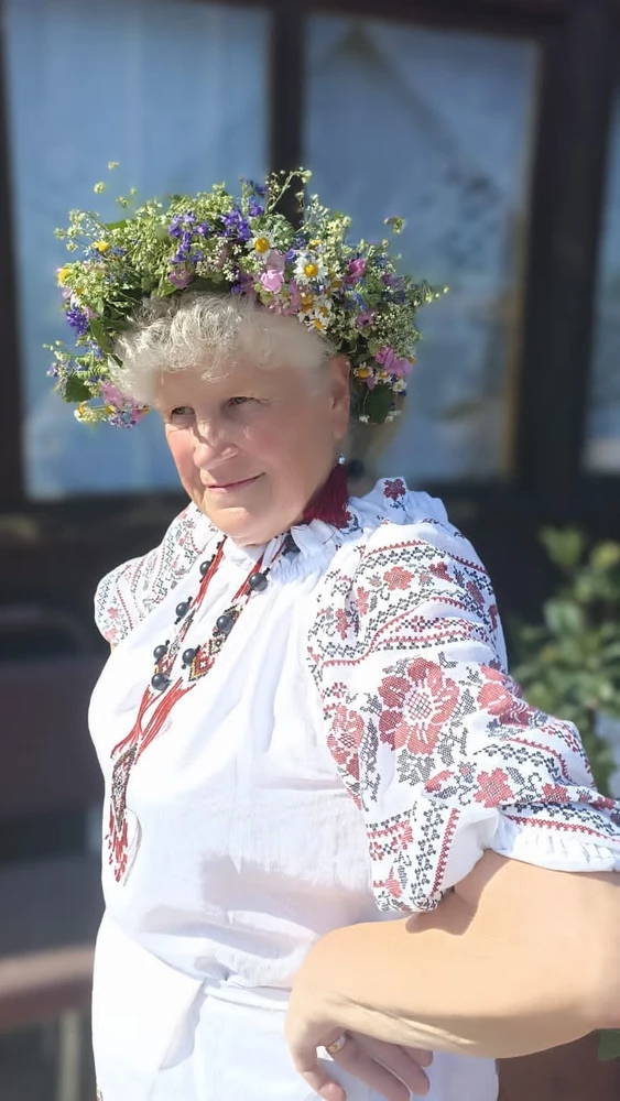 Рубашка отличная, ткань плотная 😍