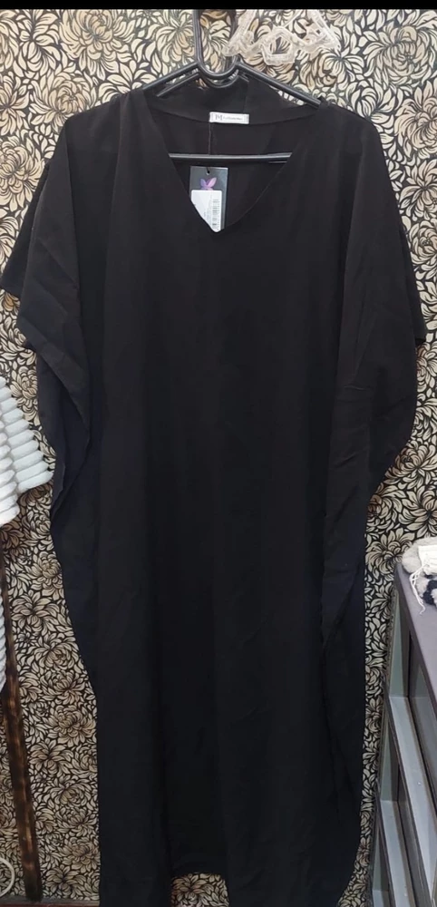 для начала,отличная туника-сарафан,не смотря,что чёрного цвета,вообще не жарко ,ткань приятная на ощупь,свободная,несмотря на,то,что ношу 60-62р,доставили в хорошей упаковке,продавца рекомендую, покупкой довольна,мои габариты ог124;от124;об124.