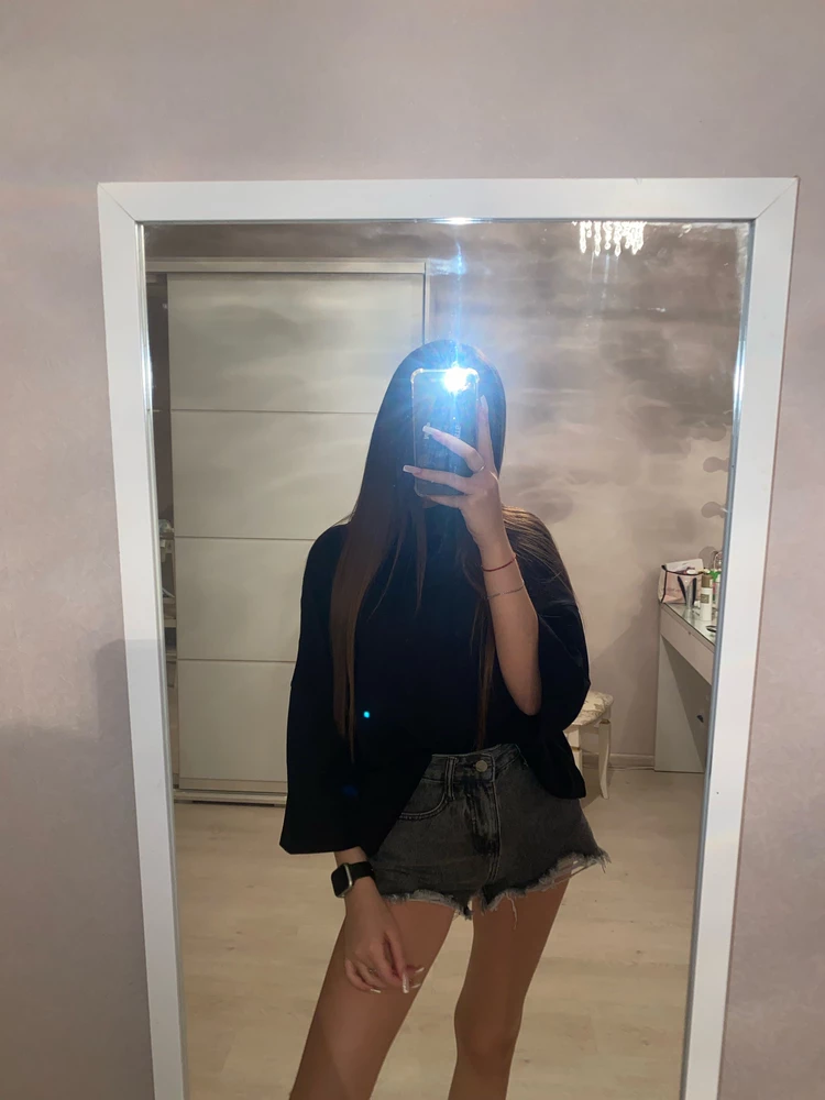 Классные шорты, удобные , соответствует размеру 🥰