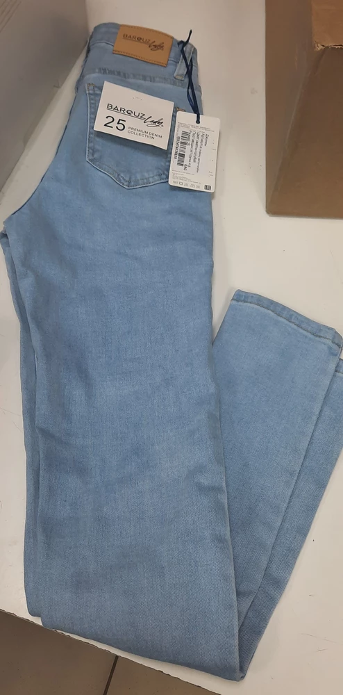 джинсы пришли другой фирмы, да еще оказалось,  что маломерят на 2 размера на 40-42р заказали 25, но дочка не влезла. Поэтому отказ. Придётся перезаказывать