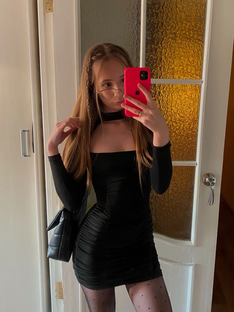 Платье просто вау😍