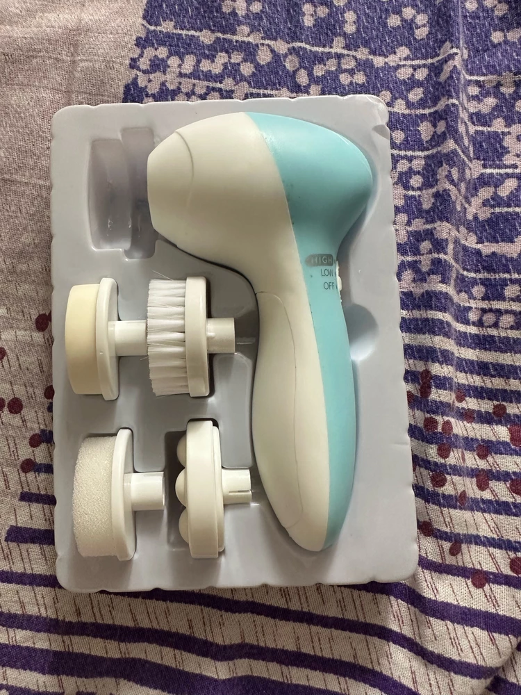 Не было одной насадки в комплекте…..