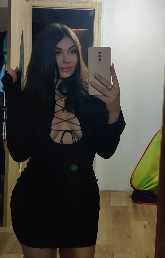 Платье супер ! Очень понравилось сразу как надела , сразу решила Беру! Молодой человек оценил 👍🥰 Размер 44 фигура 98/68/105, рост 164