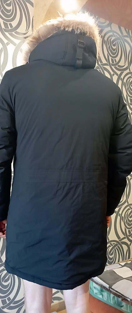 Отличный пуховик, соответствует описанию. Очень довольны покупкой. 👍👍👍👍👍