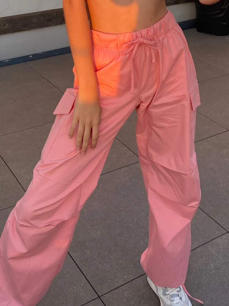 Штаны хорошие, но для высокого роста не удобные, тк низкая посадка