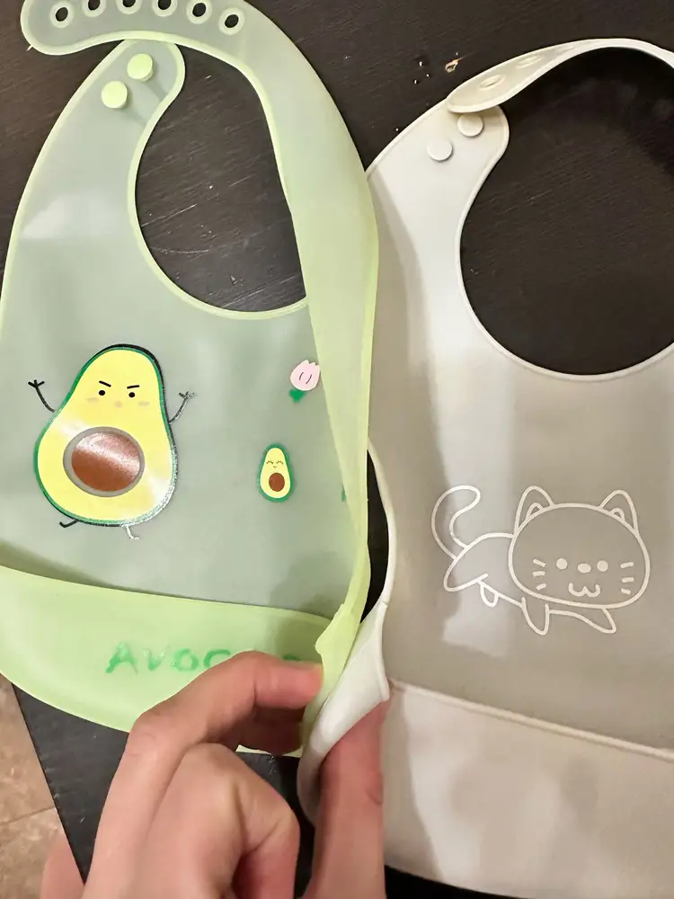 Супер ,а тонкий какой . Мой сын не любит такие вещи ,а мне надоело перестирывать вещи . На обычные у него истерика . Сравнила с другой фирмы. Оказался намного тоньше . Рекомендую всем