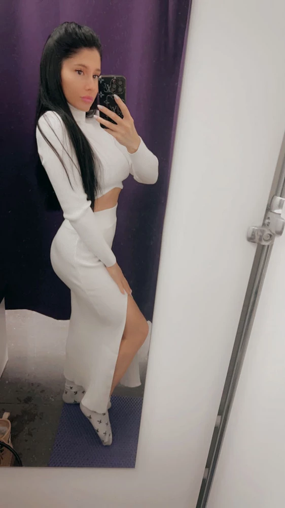 Костюмчик просто ВАУ😍😍😍 качество очень хорошее!  Вообще ношу s, но заказала размер М и не прогадала) Сел идеально. Покупкой довольна💜 Рекомендую💯