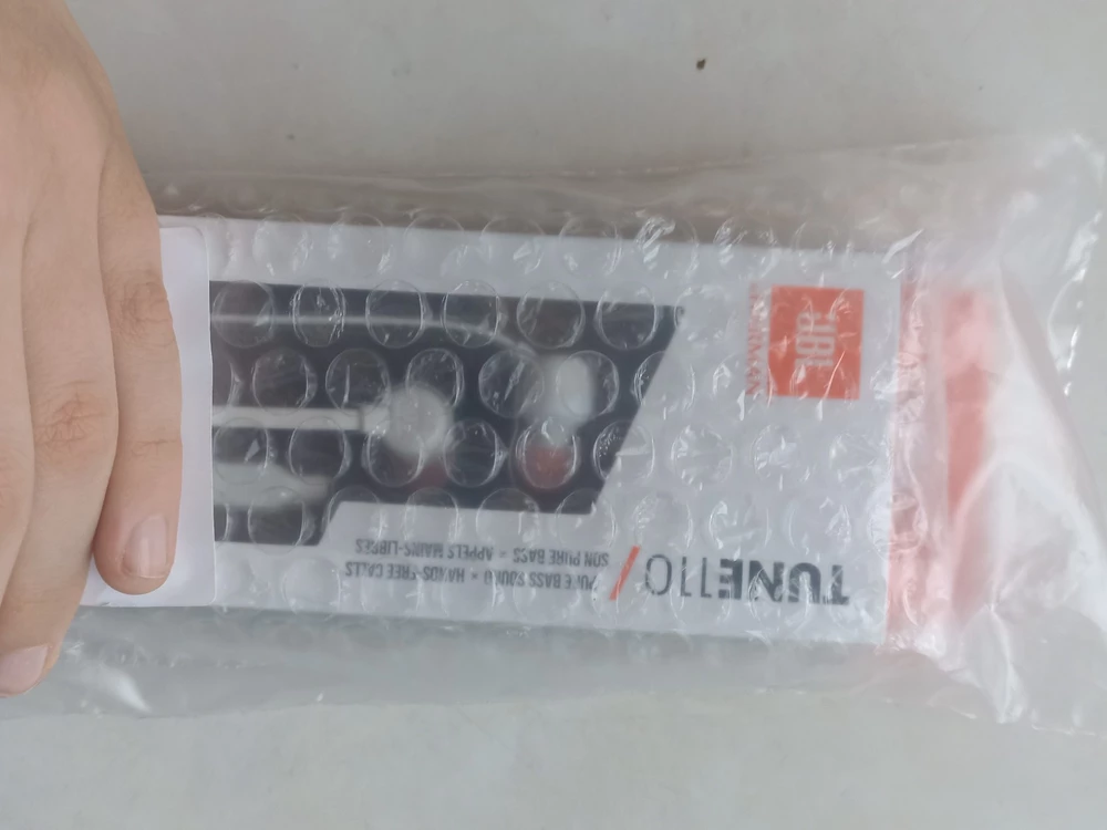 Отличные  наушники звук бомба микрофон тоже рекомендую