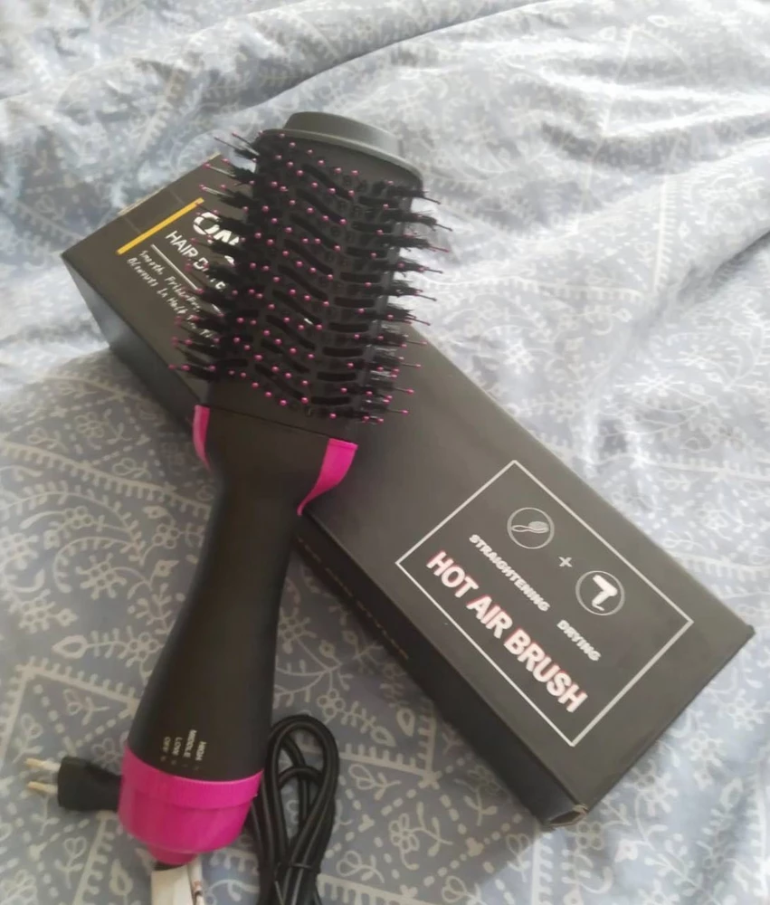 Отличный фен. Относительно бюджетный и эффектный подарок для тещи! Работает исправно, сделан качественно, стоит своих денег! Рекомендую 👍🏼