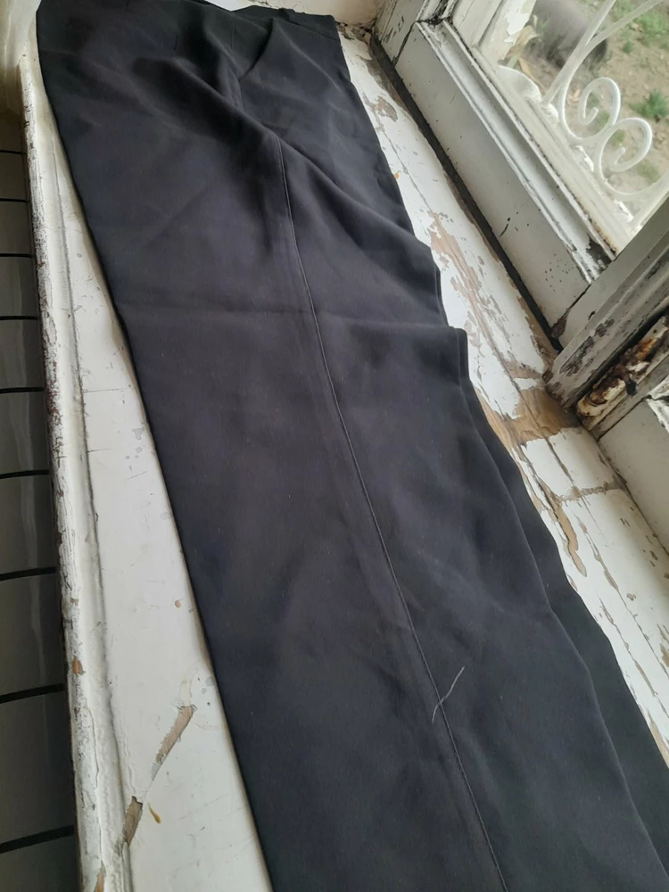 Здравствуйте, штаны оказались малы, хочу вернуть, а ремня нет