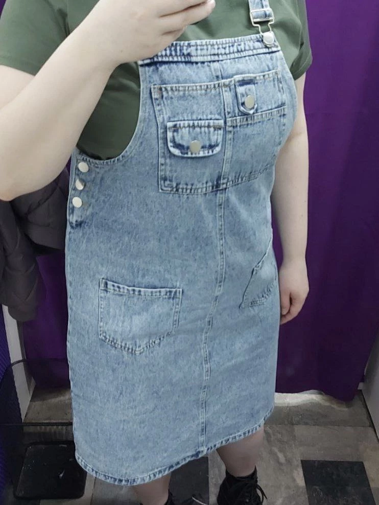 Классный сарафан, тонкий, на лето самое то. Ткань хлопок без стрейча. Красивый цвет