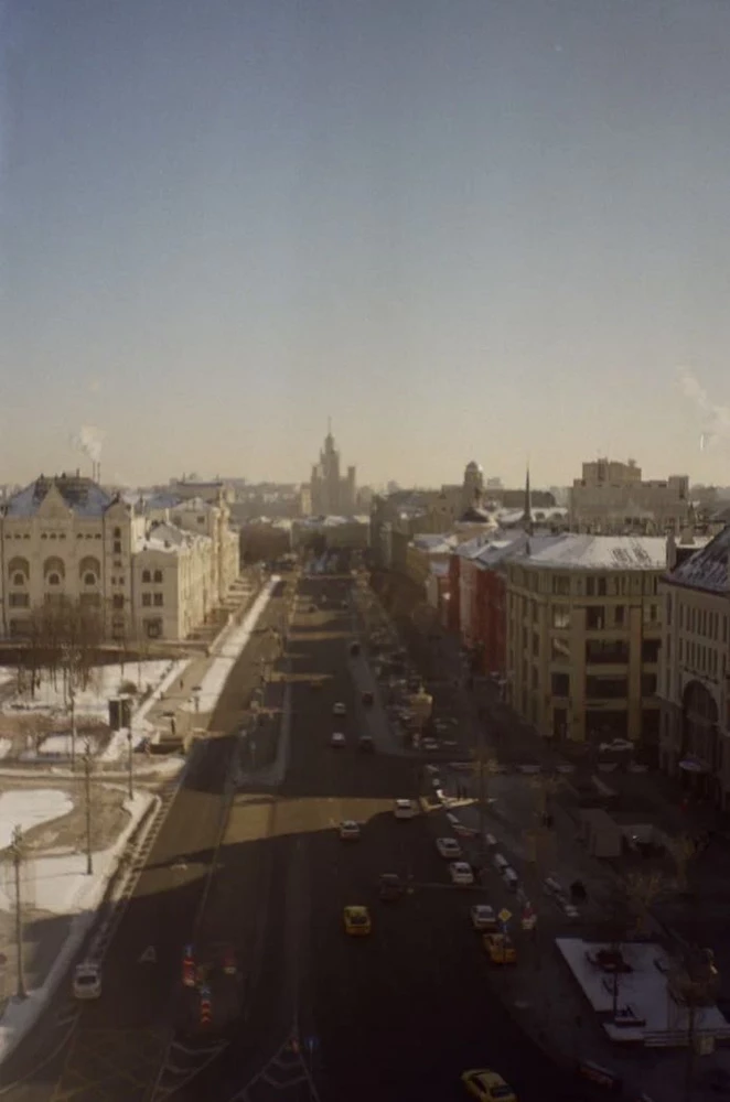 Пленка хорошая, немного нечеткие получились фотографии, но, думаю, дело в фотоаппарате