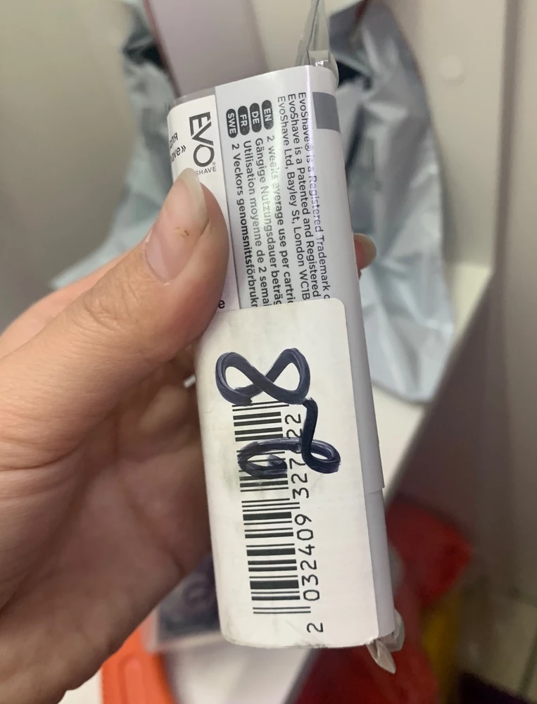 Пришли в сломанной упаковке, не очень приятно, отказ