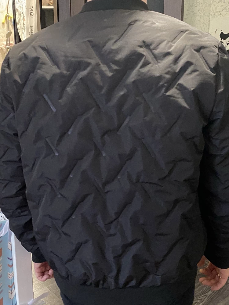 Классная куртка размер соответствует