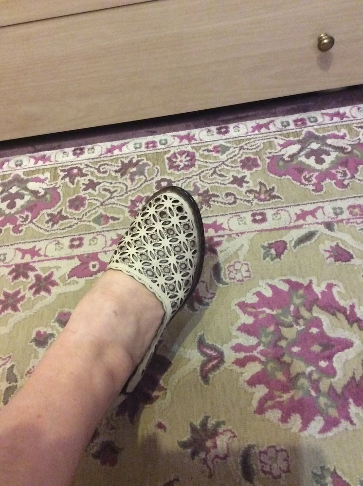 Добрый день! Очень качественные, удобные, аккуратные и красивые! На мою возрастную ногу подошли ! Кожа мягкая при носке ,,сядет,, по ноге! Спасибо большое!🌹