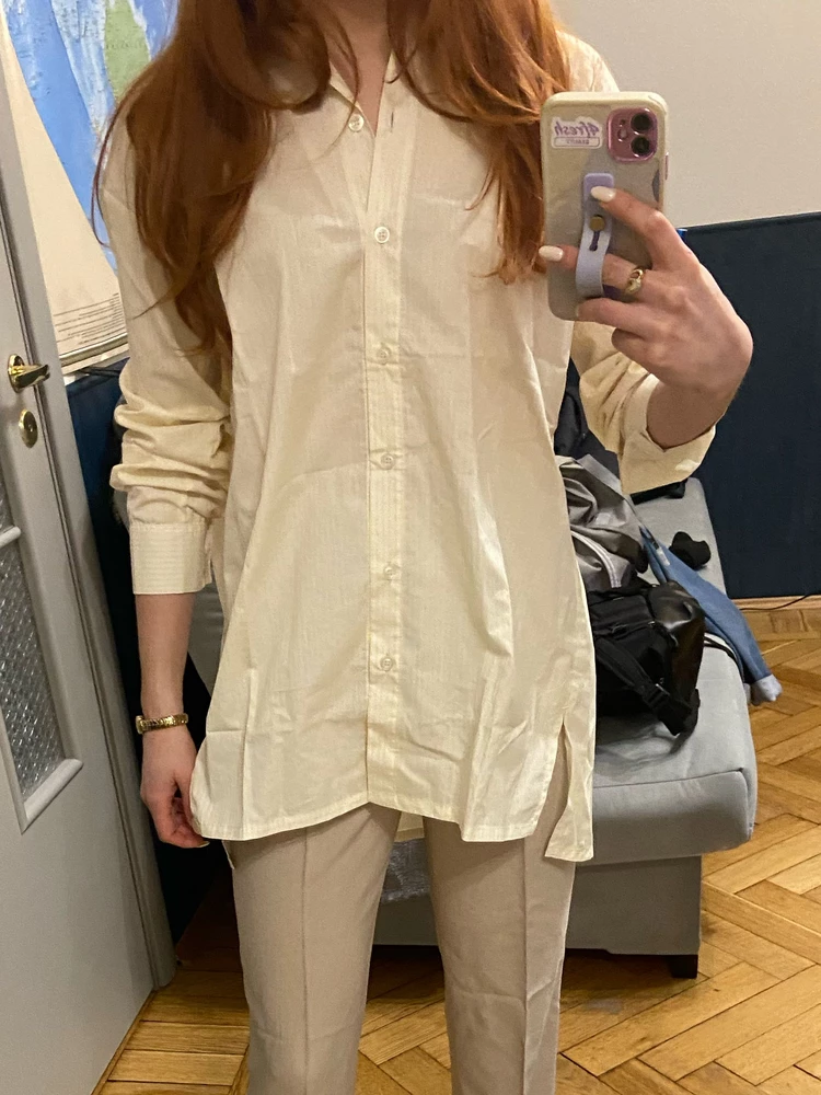 Рубашка классная, полностью соответствует фото