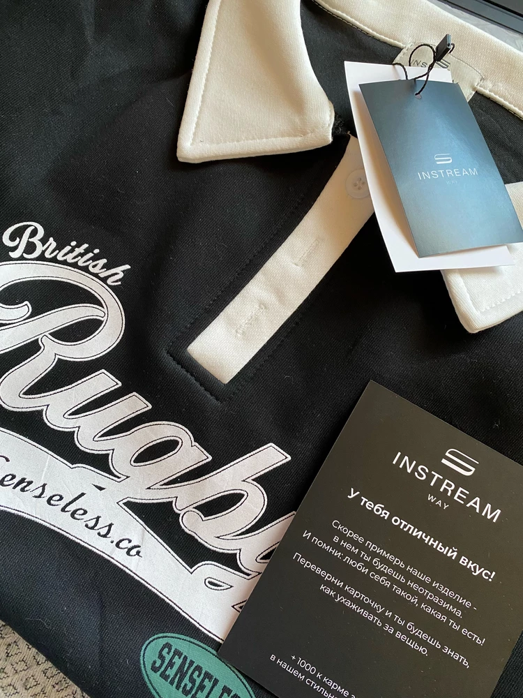 очень красивая и качественная кофта, без торчащих ниток, по размеру все подошло идеально, я очень рада покупке, считаю, что стоит своих денег, пока ещё не стирала эту вещь, но думаю, если соблюдать правила стирки, то все будет хорошо с ней