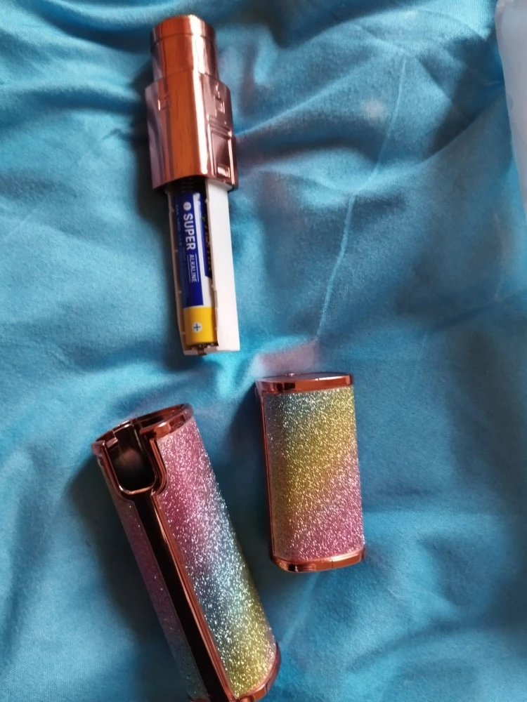 Здравствуйте. Получила всё целое, батарейки в комплекте нет, поставила дома МЕЗИНЧЕКОВУЮ батарейку. Работает очень мощно. Спасибо большое. Фото прилогаю. Советую к покупке. Дешевле не нашла. Ни где.