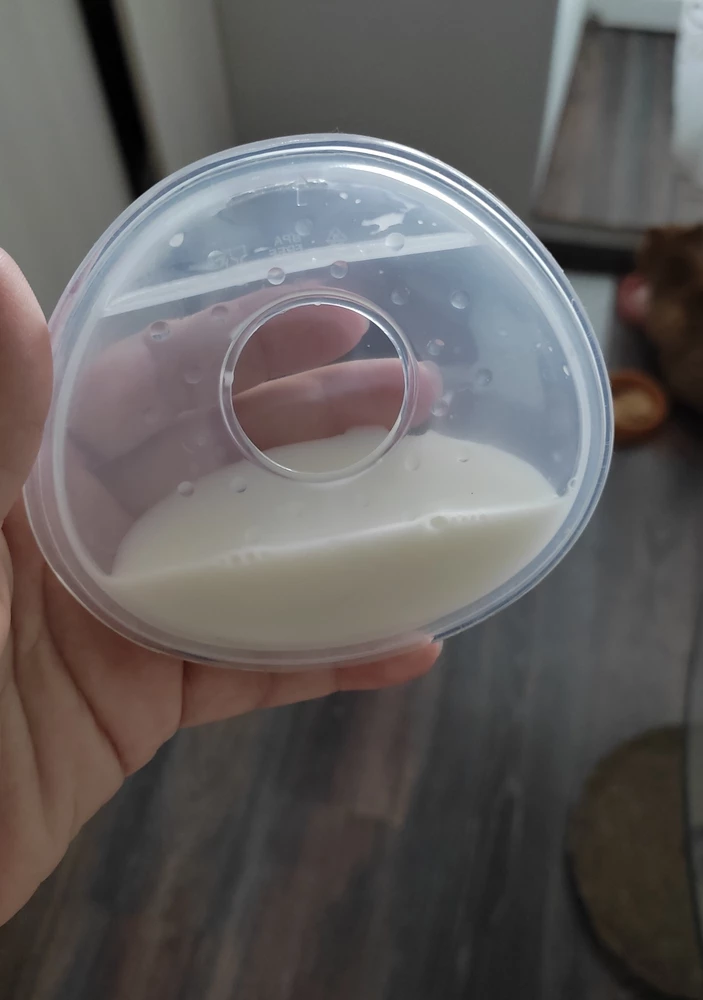 Спасибо! Очееень крутая вещь! Если бы я знала о них раньше, то собрала бы намного больше ценного молока! 
Я собираю молоко исключительно при кормлении(пока кормлю одной грудью, из другой льётся). И значительно сэкономила на прокладках для груди. 
ВСЁМ СОВЕТУЮ!!!!