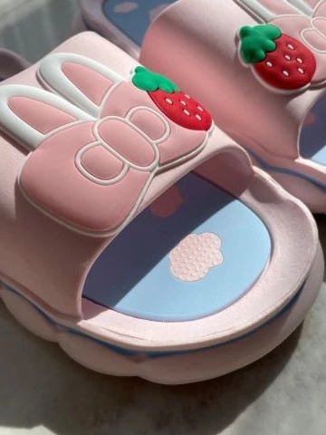 Красивые тапочки, яркие мягкие. Размер в см соответствует длине подошвы
Спасибо