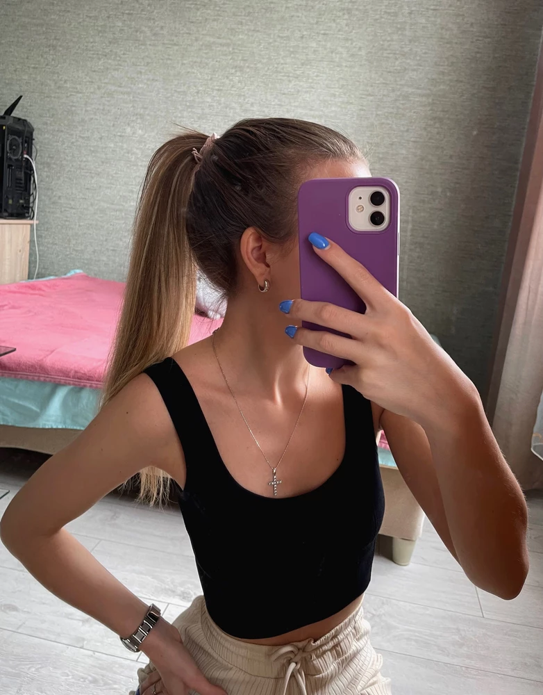 Мне понравился топ, буду носить на спорт. На лето закажу цветные.
Вкладыши вытаскиваются , очень удобно