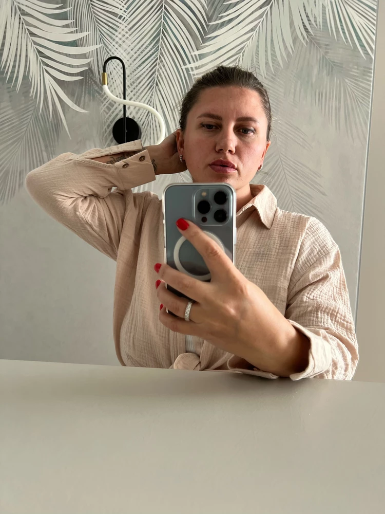 Хорошая рубашка за свою цену,сказала бы идеальная.На море самое то,мой рост 167 я люблю когда рукава не длинные.К покупке рекомендую ,спасибо